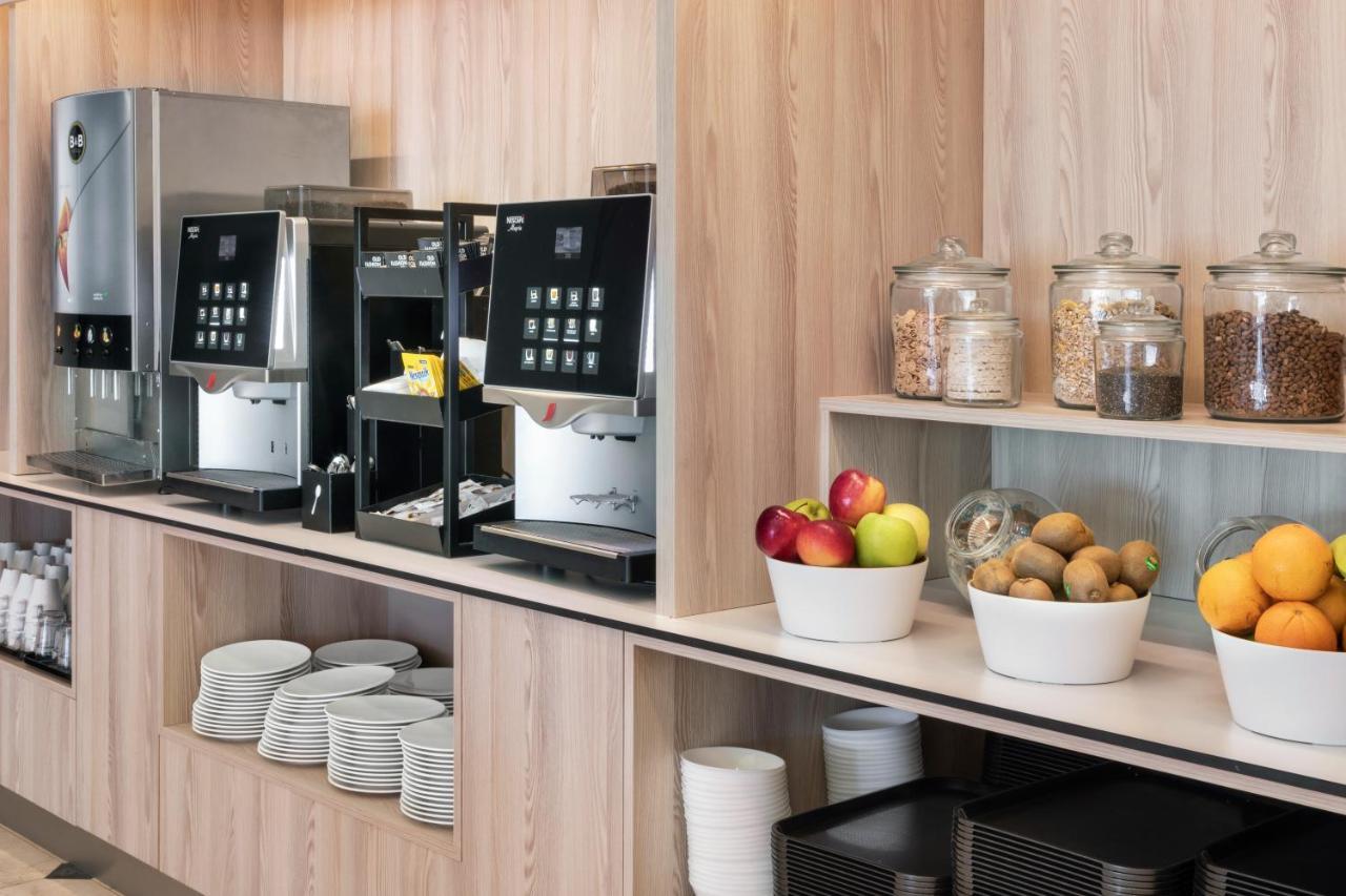 B&B Hotel Madrid Aeropuerto T4 San Sebastián de los Reyes Eksteriør billede