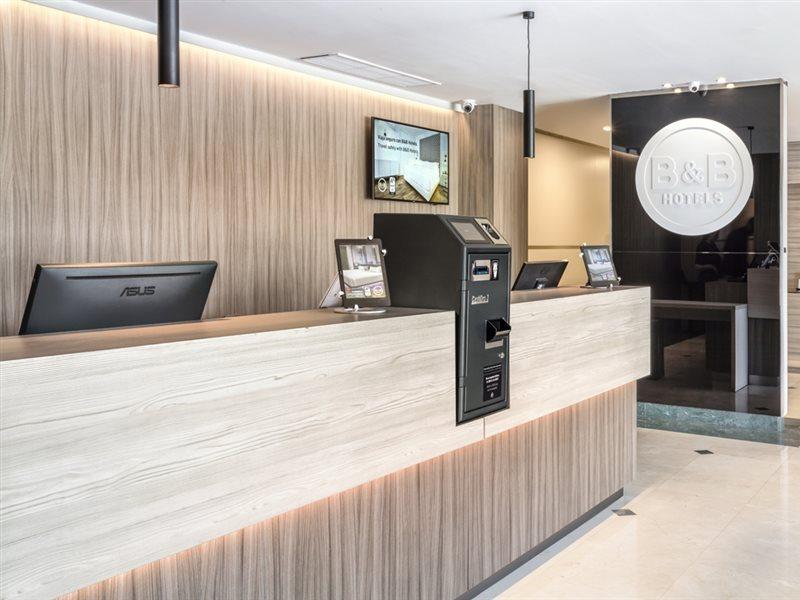 B&B Hotel Madrid Aeropuerto T4 San Sebastián de los Reyes Eksteriør billede