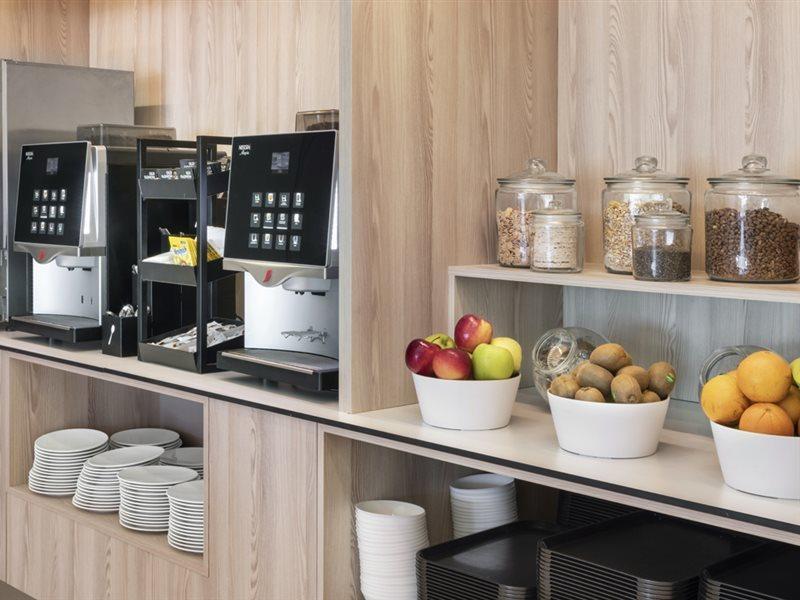 B&B Hotel Madrid Aeropuerto T4 San Sebastián de los Reyes Eksteriør billede