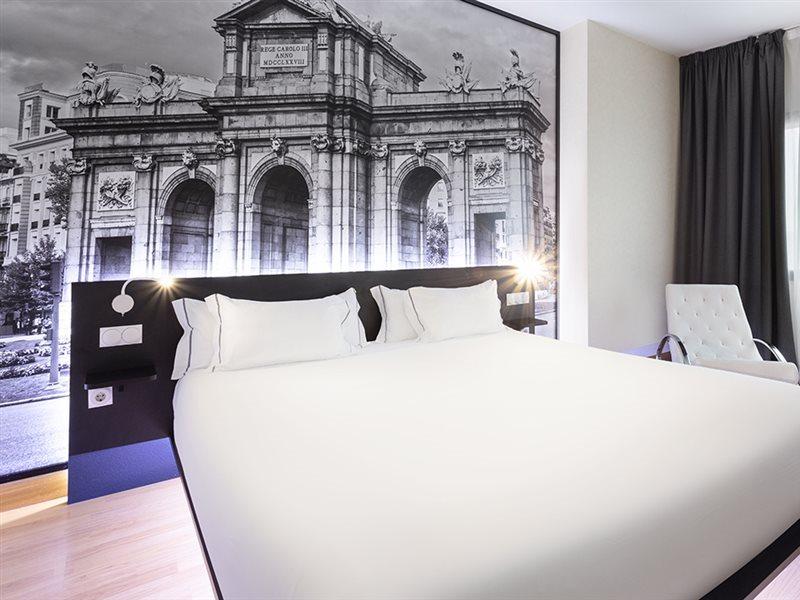 B&B Hotel Madrid Aeropuerto T4 San Sebastián de los Reyes Eksteriør billede
