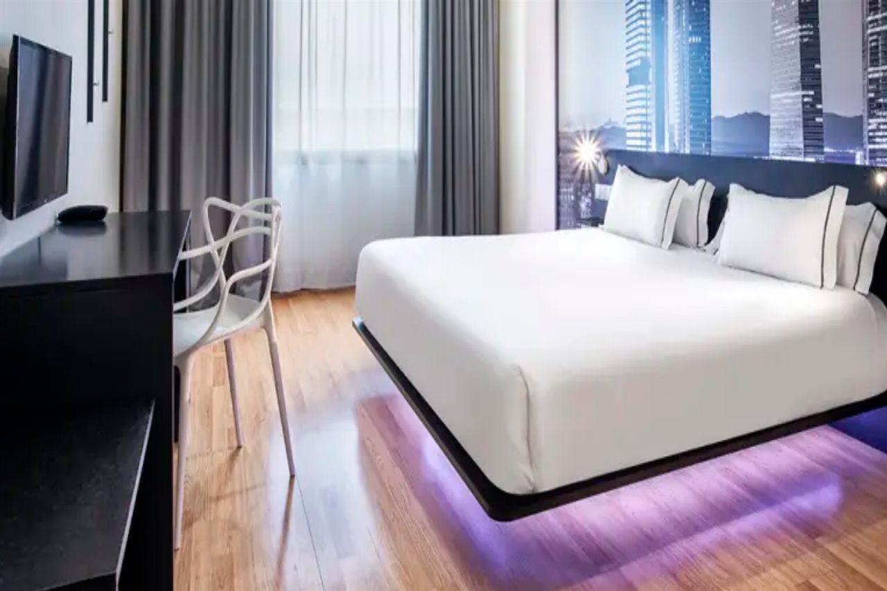 B&B Hotel Madrid Aeropuerto T4 San Sebastián de los Reyes Eksteriør billede