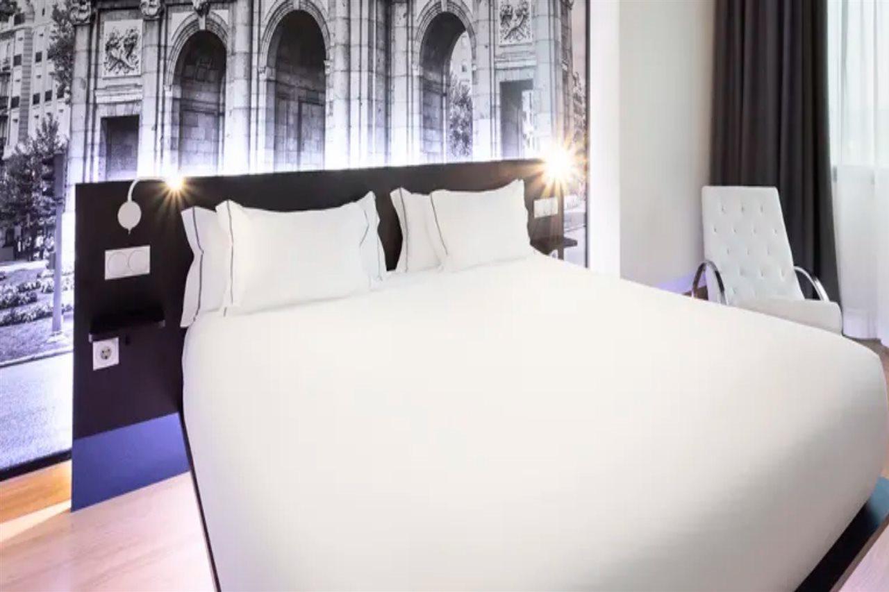 B&B Hotel Madrid Aeropuerto T4 San Sebastián de los Reyes Eksteriør billede