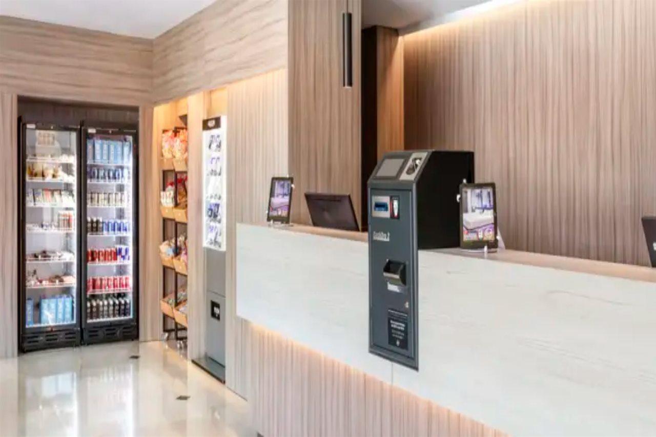 B&B Hotel Madrid Aeropuerto T4 San Sebastián de los Reyes Eksteriør billede